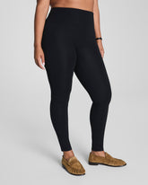 SPANXshapeâ„¢ Everyday Legging | Classic Black